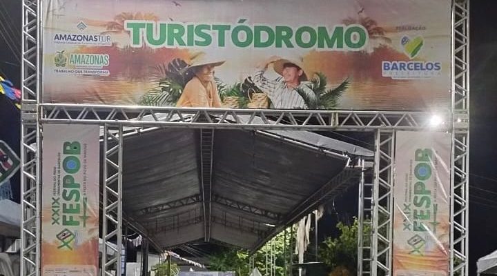 Artesãos indígenas apoiados pela Fundação Estadual dos Povos Indígenas do Amazonas (Fepiam) terão a oportunidade de mostrar suas produções culturais no Festival do Peixe Ornamental de Barcelos (FESPB), que acontece entre os dias 30 de janeiro e 2 de fevereiro de 2025, na Praia Grande, em Barcelos (a 399 quilômetros de Manaus)